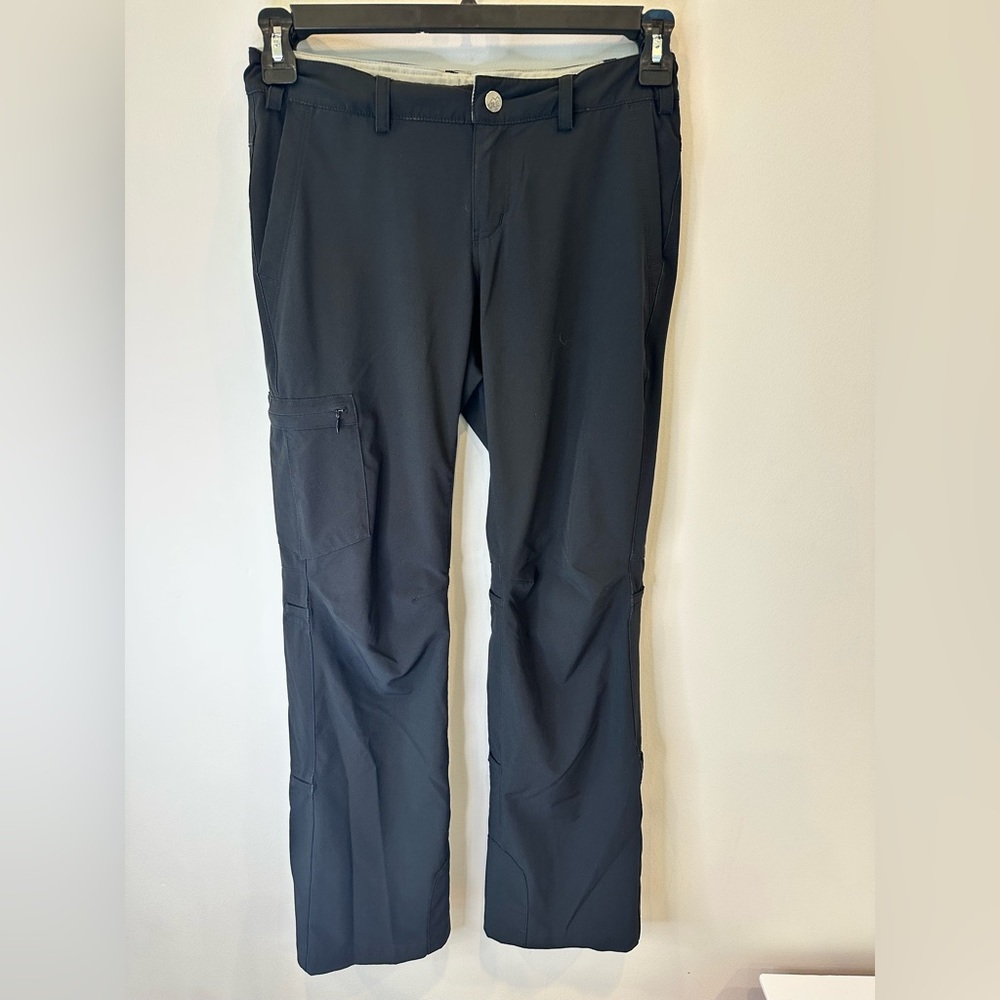 REI Women's 4‎ Petite Pants Dark Gray Cargo EUC